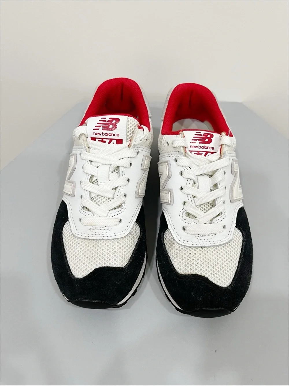 New Balance 574 ML574NSB White Black Red Sneakers Size 4.5 Men / 6.5 Women